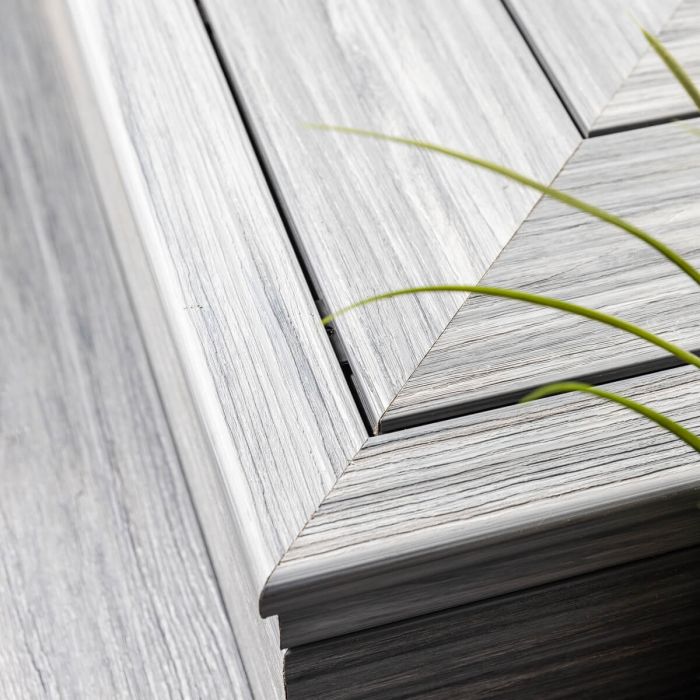 Deska kompozytowa zakończeniowa schodowa Premium Redwood – dł. 2,8 m