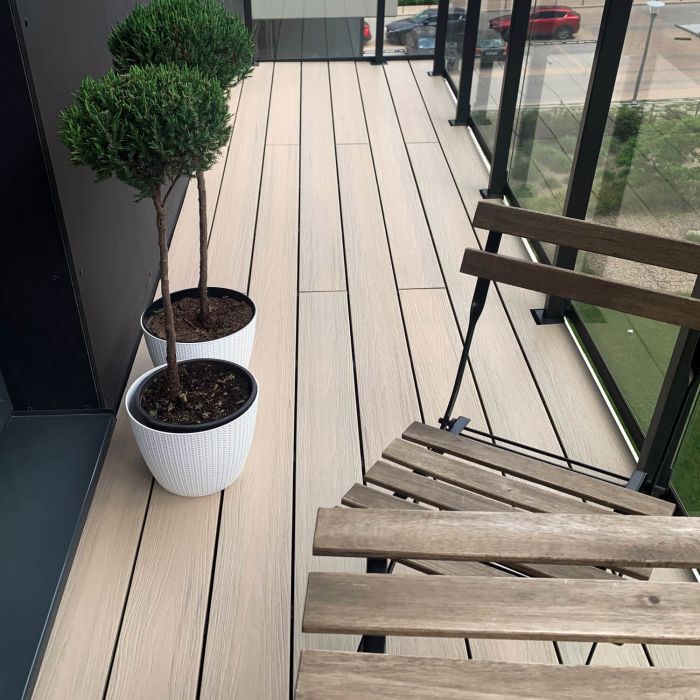 Deska Tarasowa Kompozytowa Premium Ecru / Dąb Jasny – dł. 4 m