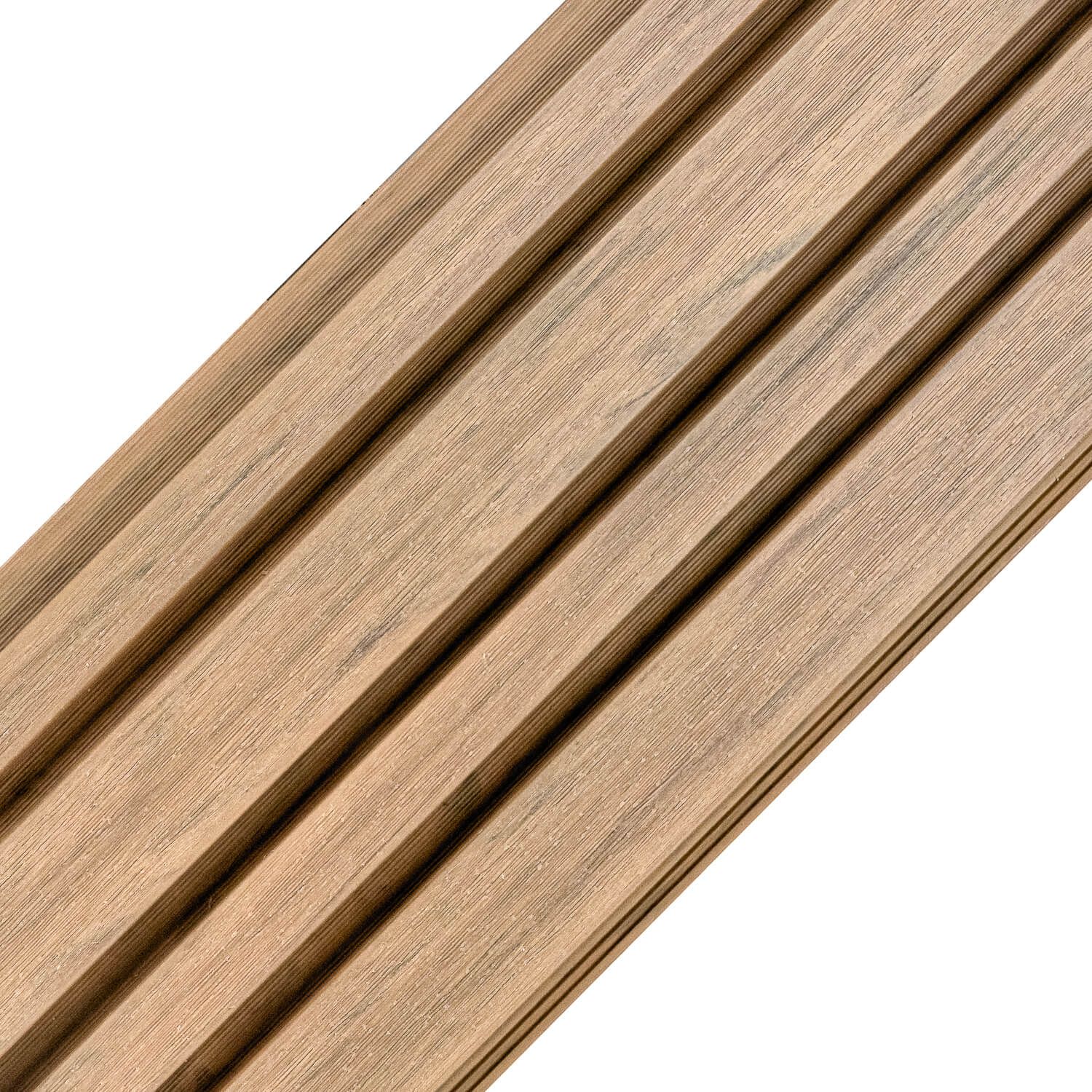 Premium Asymmetrical Composite Slatted Cladding Board Winchester Oak – 2,9 m Premium Asymmetrical Composite Slatted Cladding Board Winchester Oak – 2,9 m