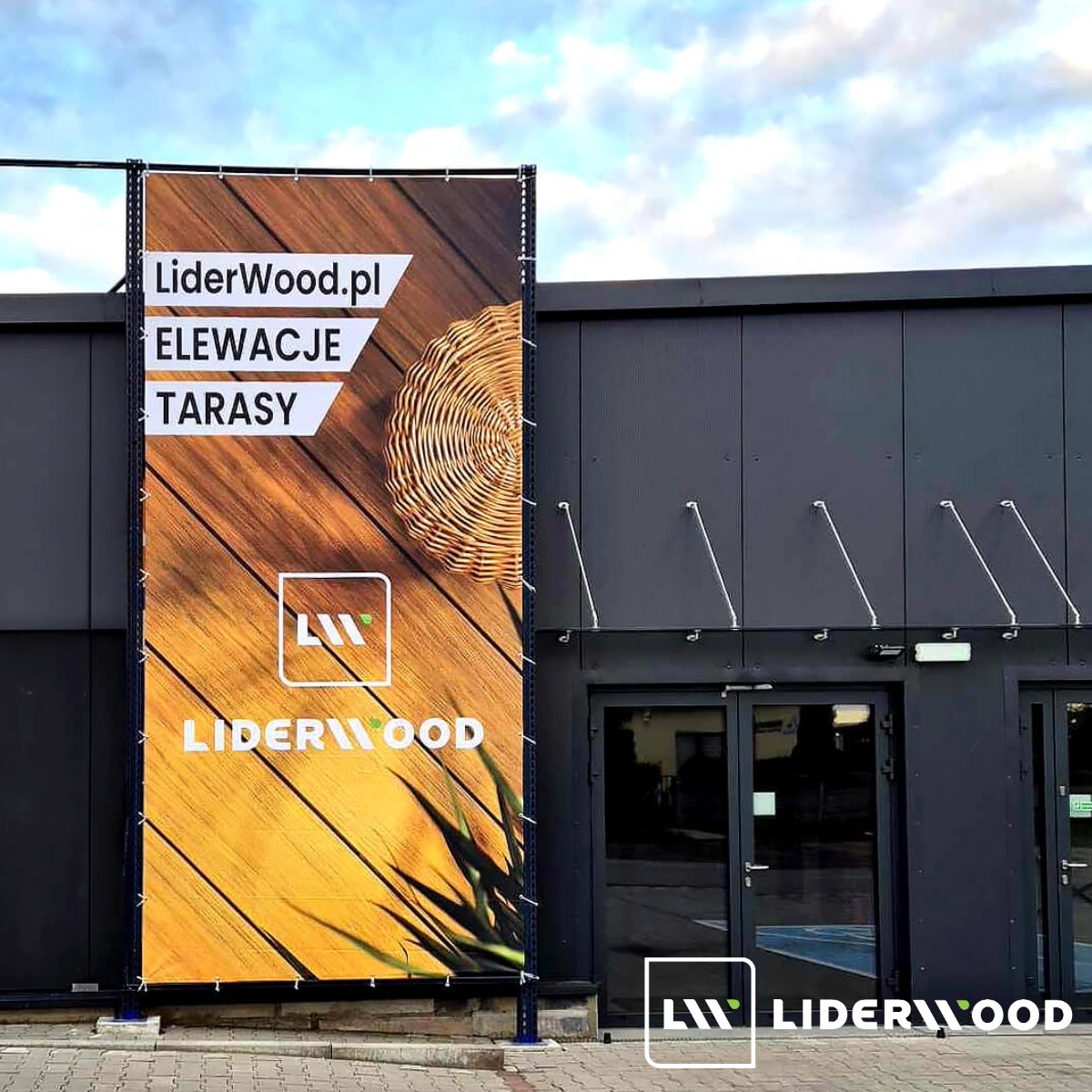 Liderwood Decking Boards and Panels in Piekary Śląskie – Opening of a New Showroom!