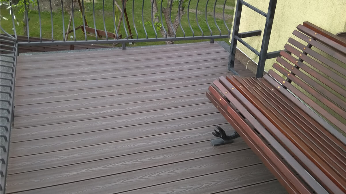 Balcony made of composite decking board 3D Brown