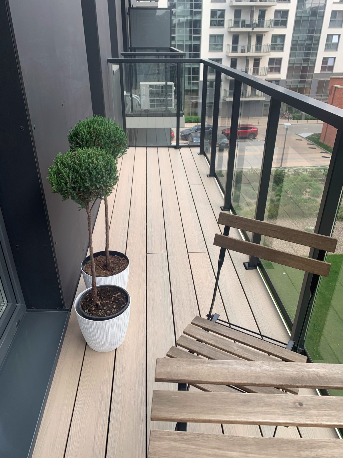 Balcony made of composite decking board Premium Ecru