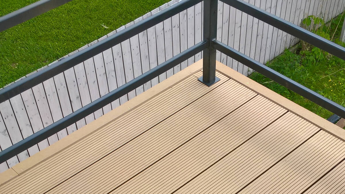 Corner balcony - Composite Decking Board Standard Honey Teak