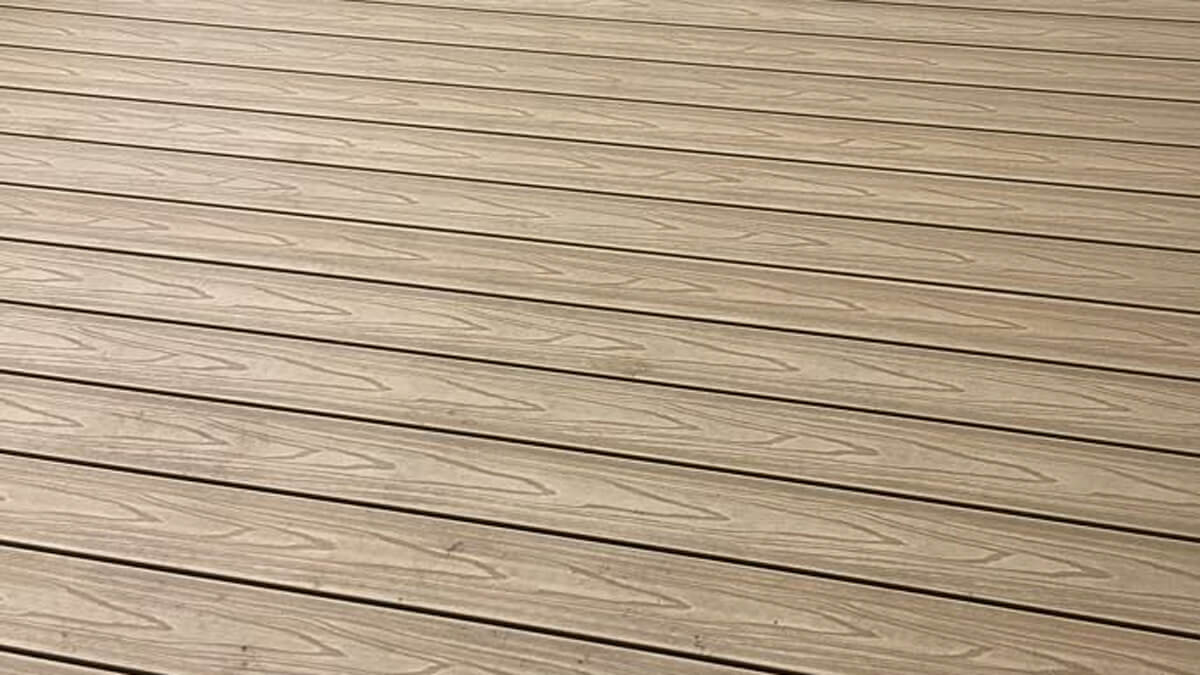 Balcony made of composite decking board 3D Honey Teak