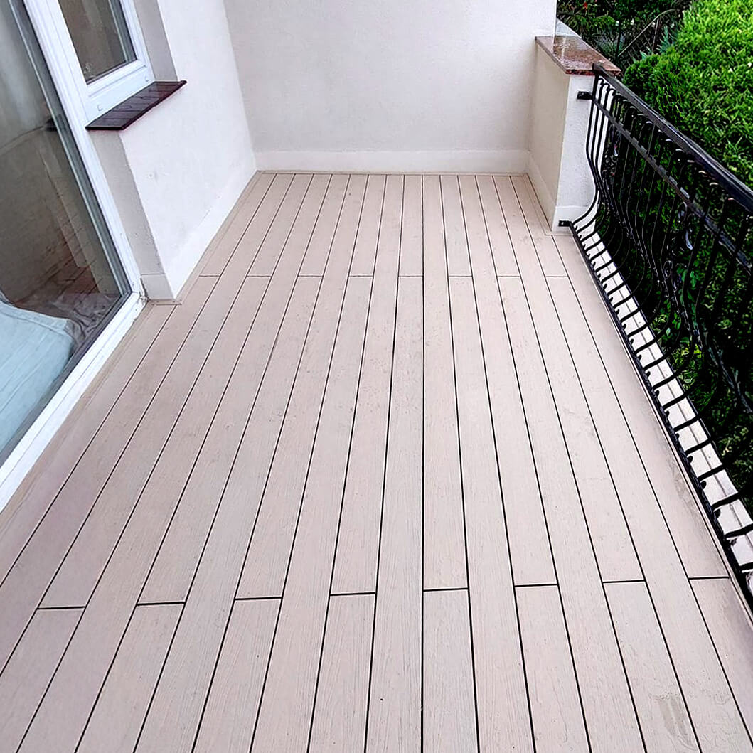 Composite boards on the balcony – Premium Ecru