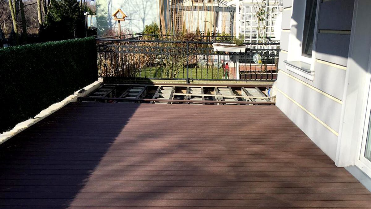 Terrace made of composite decking board 3D Brown