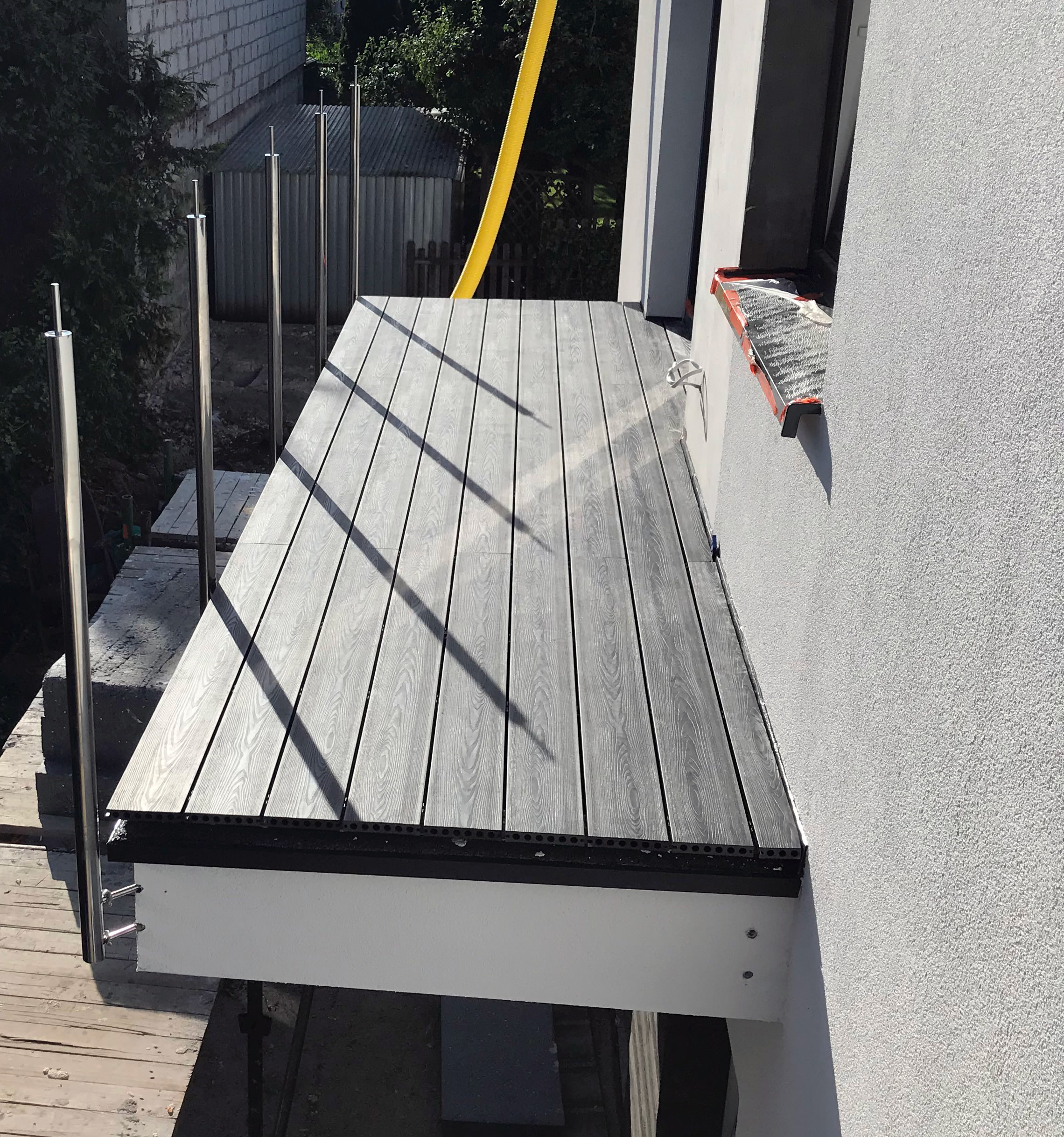 3D Anthracite Terrace – modern design in a compact form