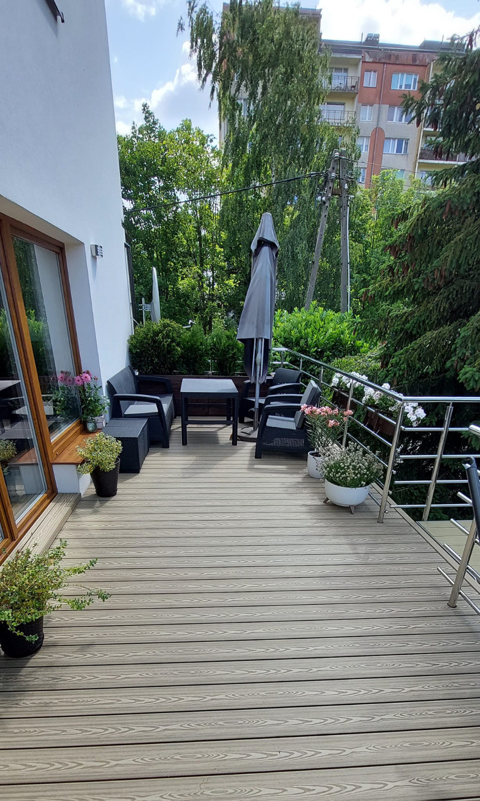 Honey Teak Balcony 3D – warm style and effortless comfort