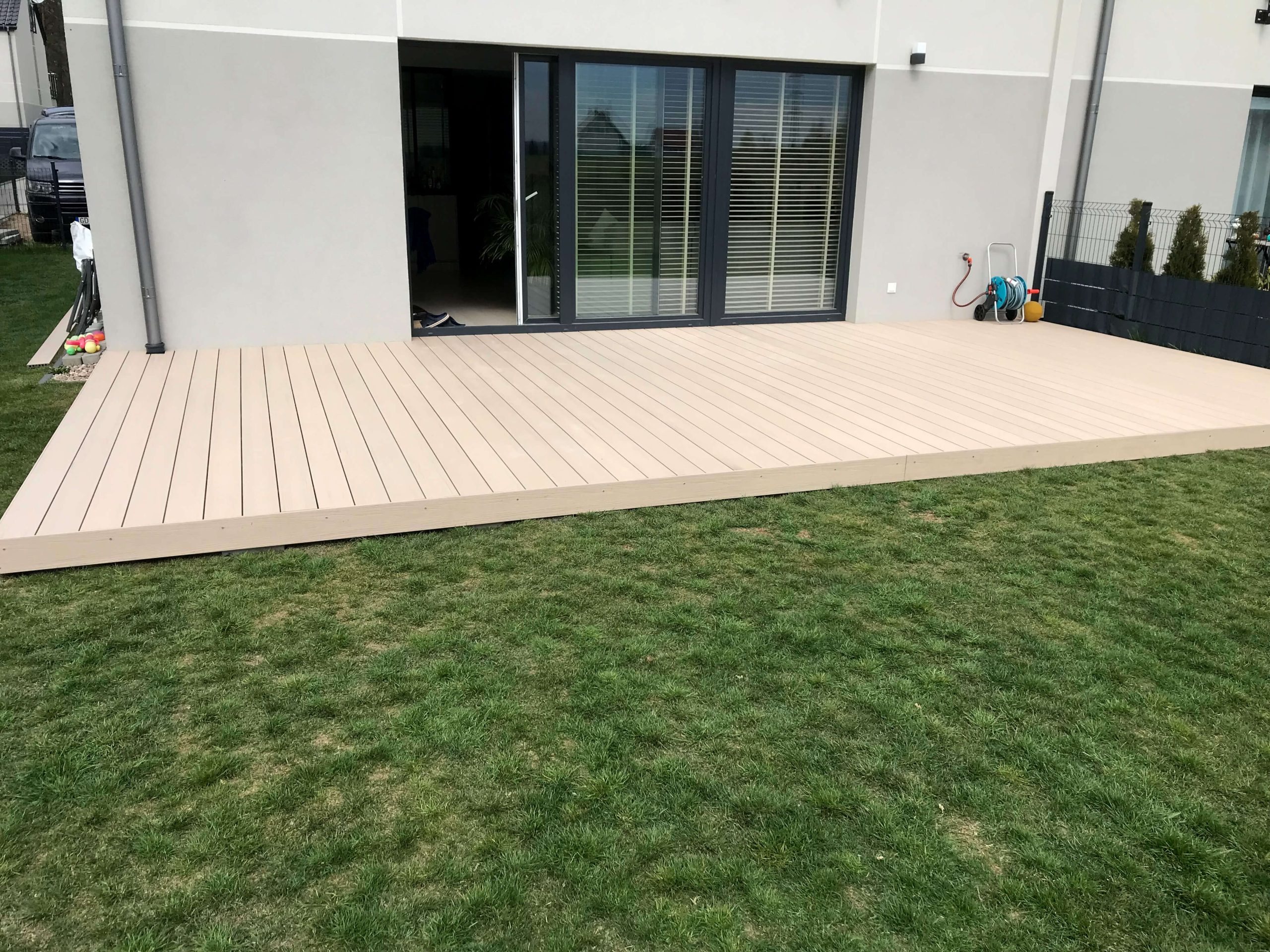 Terrace arrangement - Composite decking board Premium Ecru