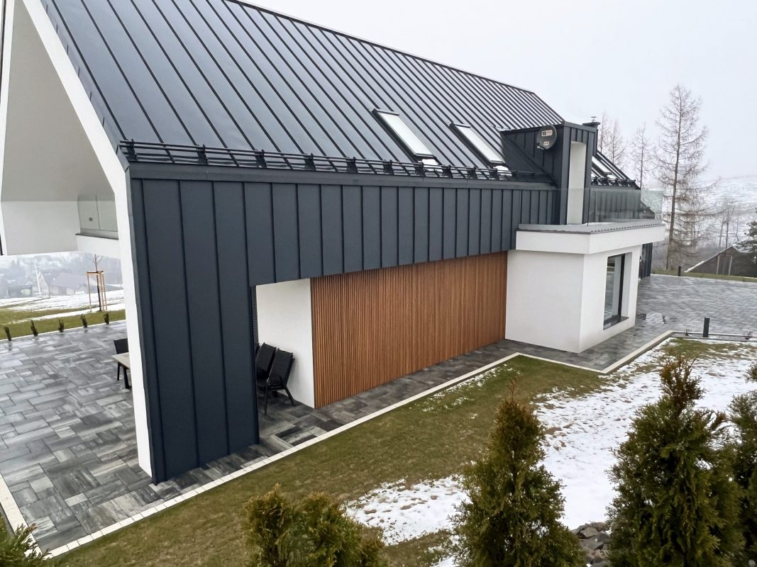 House Facade – 3D Amber Facade Slats