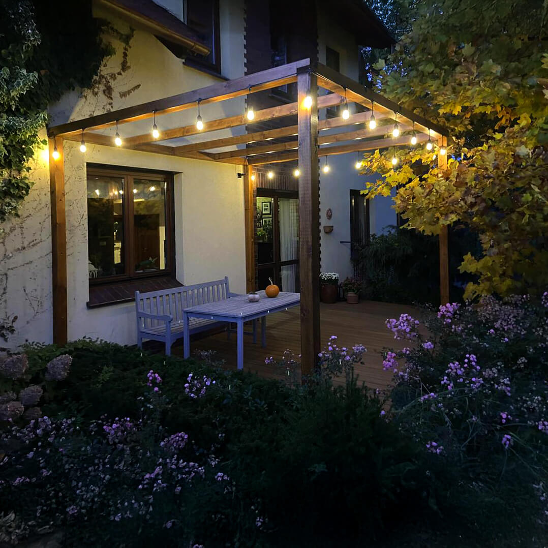 Composite Terrace with Premium Amber Decking – A Stylish Project with Atmospheric Lighting