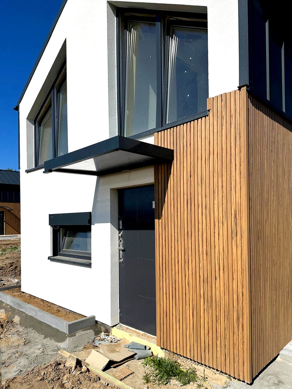 Premium Winchester Oak Facade Slats – Louvered Facade