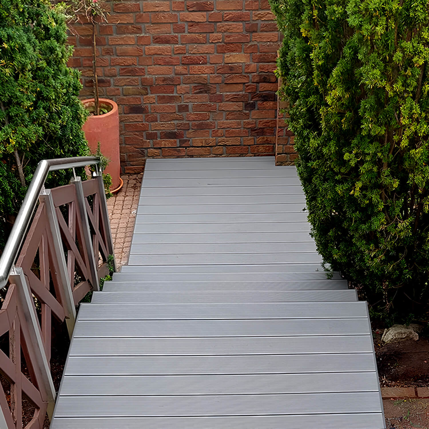 Stairs with Character – Project Using 3D Grey Composite Decking