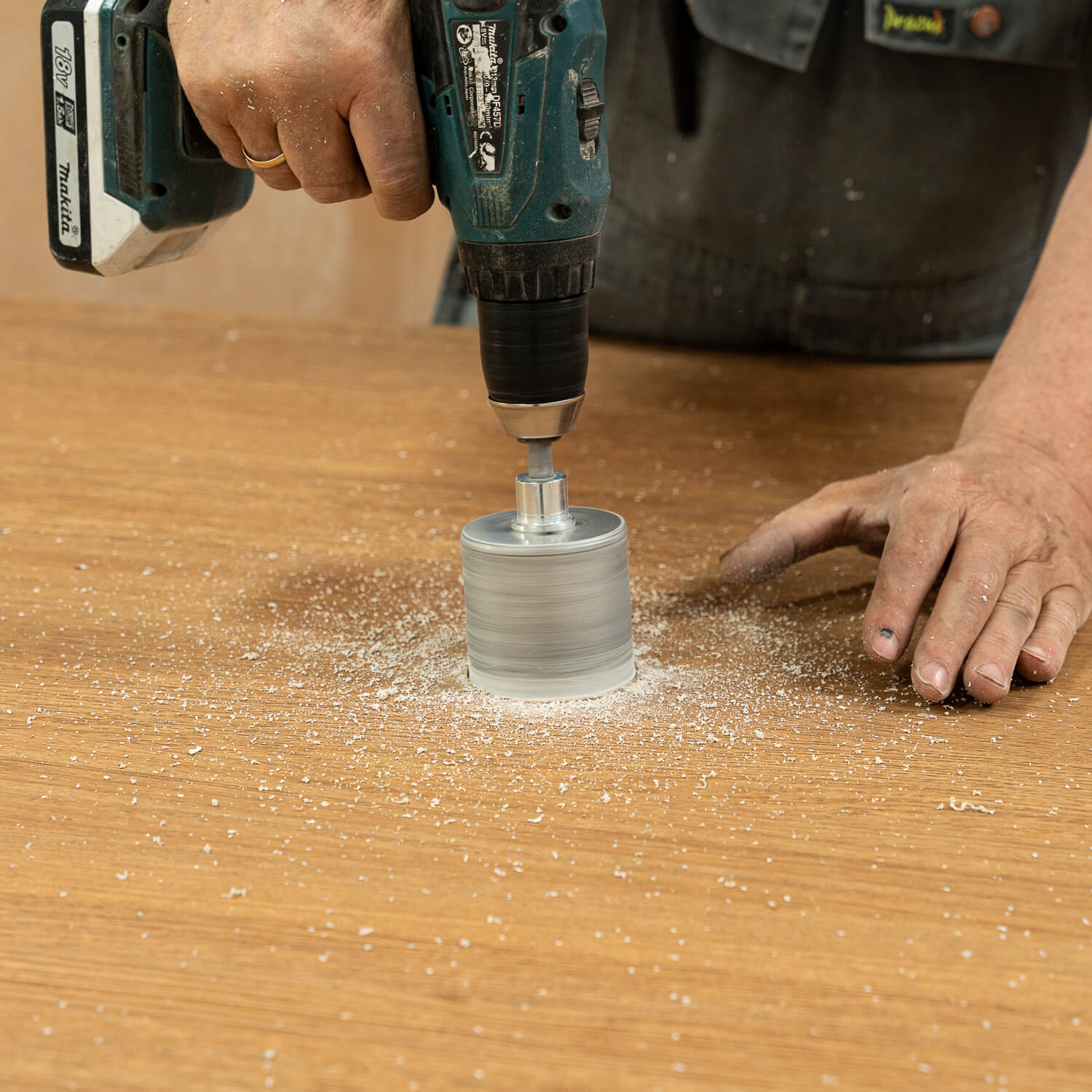 SPC wall panels in practice – installation in the Liderwood office