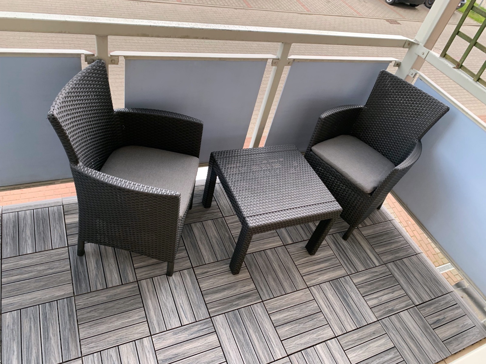 Balcony made of composite decking tiles Premium Gray