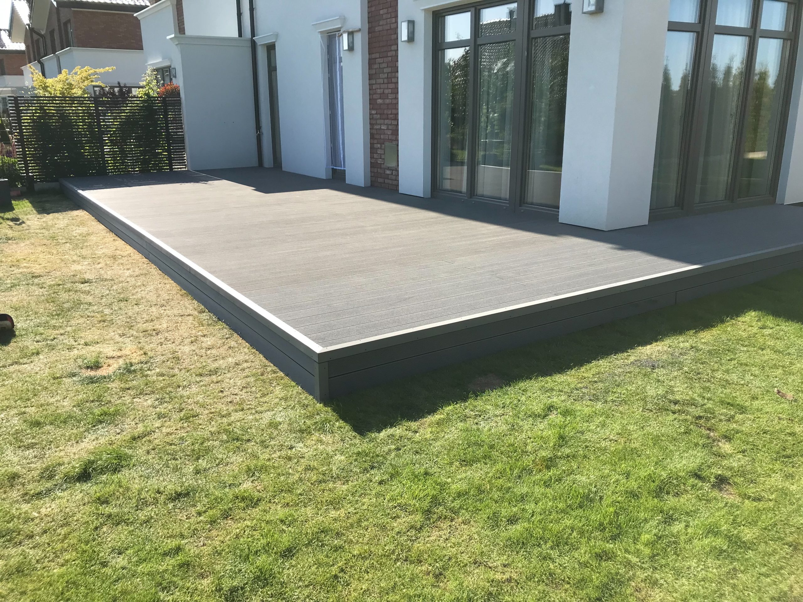 Standard Light Grey terrace – elegance and functionality