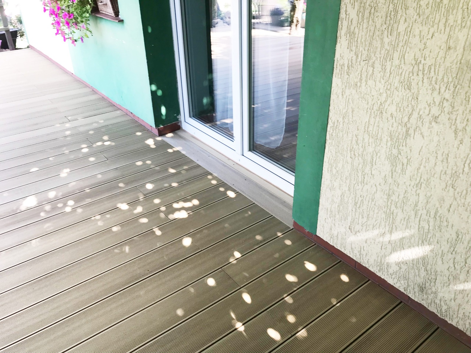 Terrace arrangement - composite decking board Standard Honey Teak