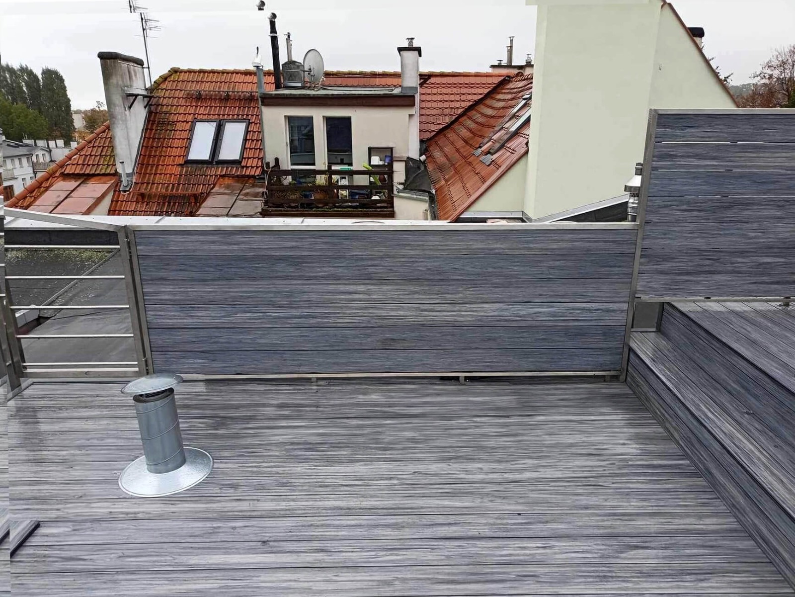 Premium Gray composite decking rooftop terrace