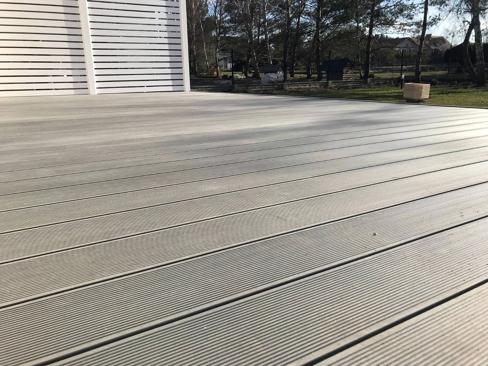 Terrace made of Standard Light Grey composite decking board