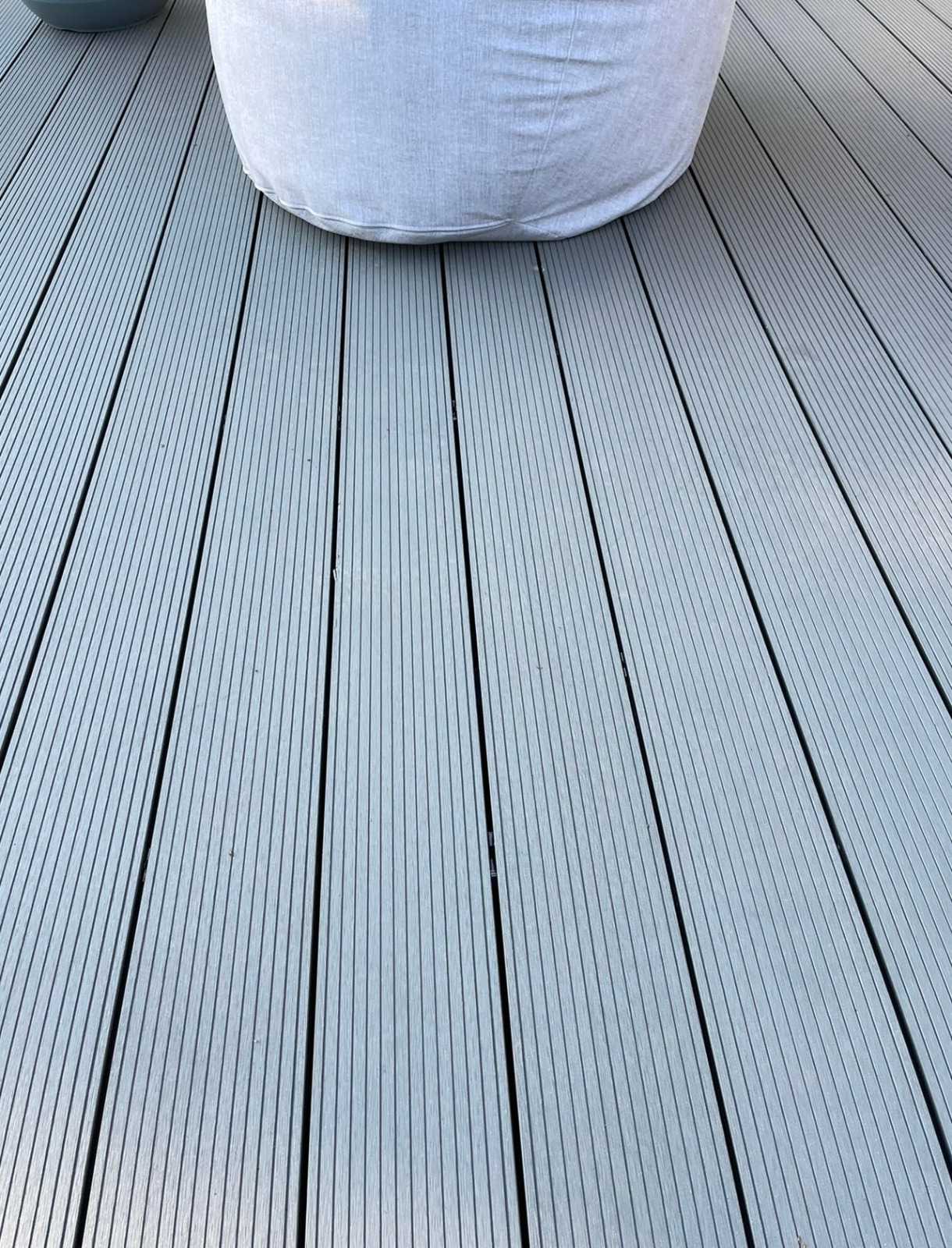 Standard Light Grey terrace – lightness that makes an impression