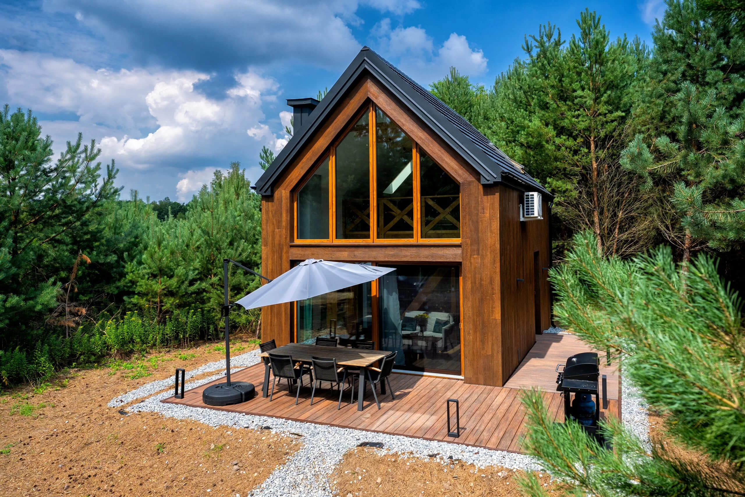 Terrace made of composite decking board Premium Redwood