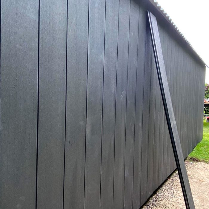 Standard-Composite-Cladding-Board-Anthracite-garage-building-Gdansk-2