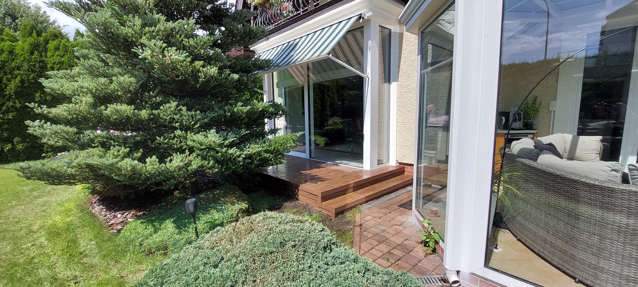 mały taras premium redwood