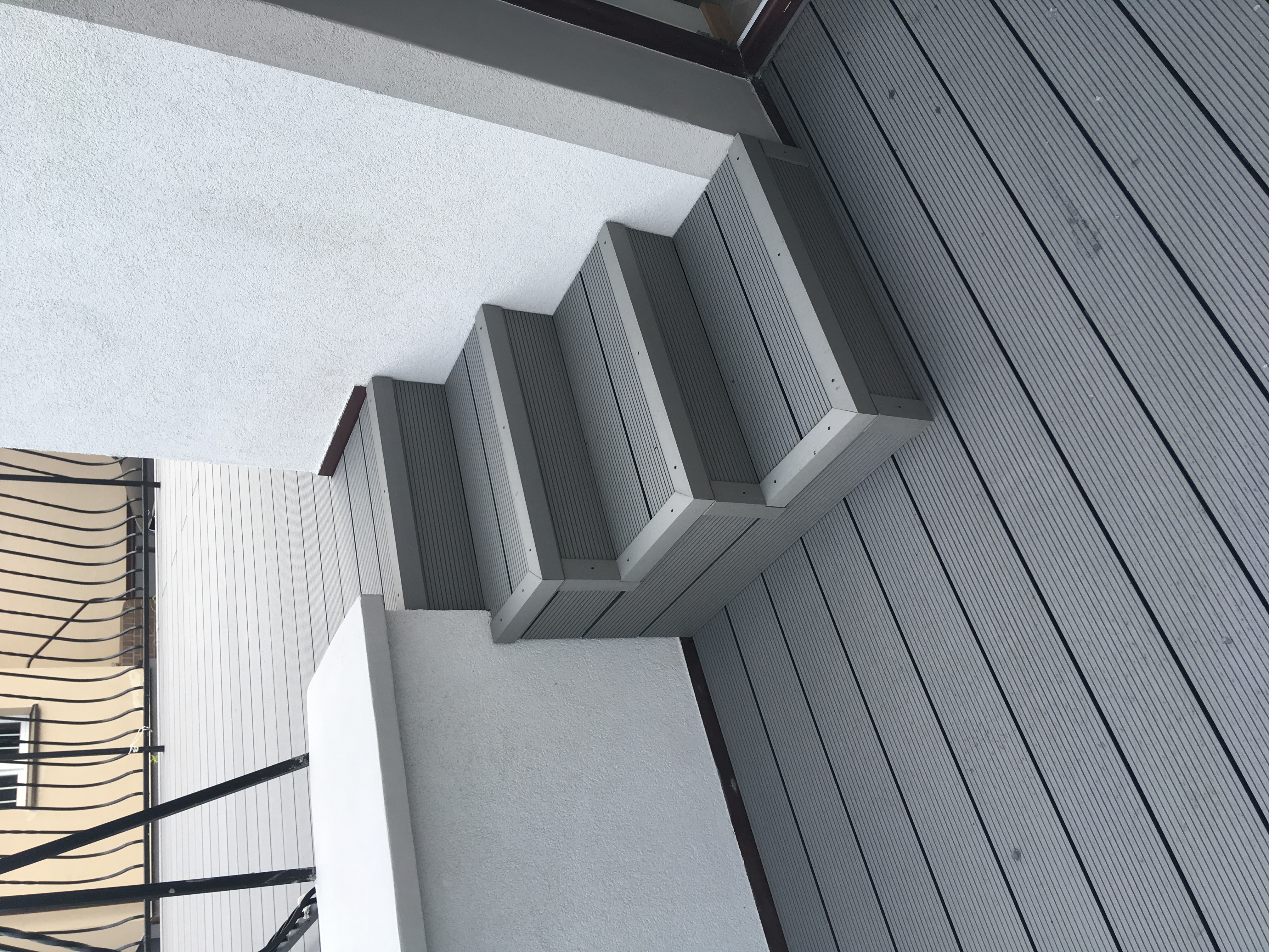 taras schodki z deski kompozytowej standard jasny szary